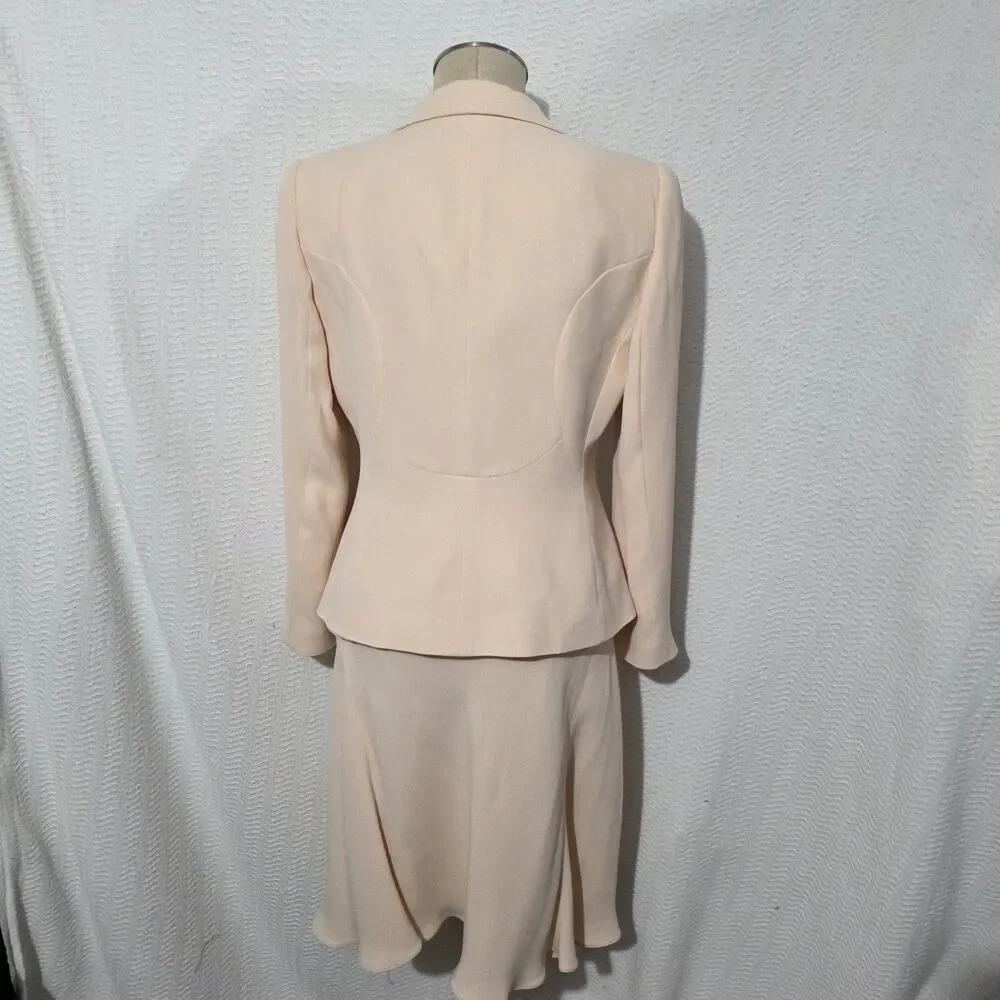 Giorgio Armani ha luxury